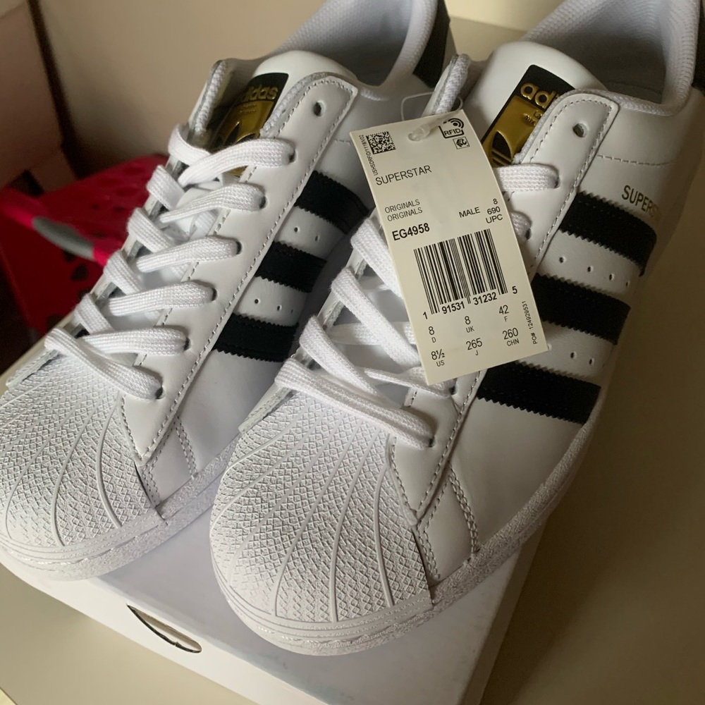 Men’s Adidas Superstar